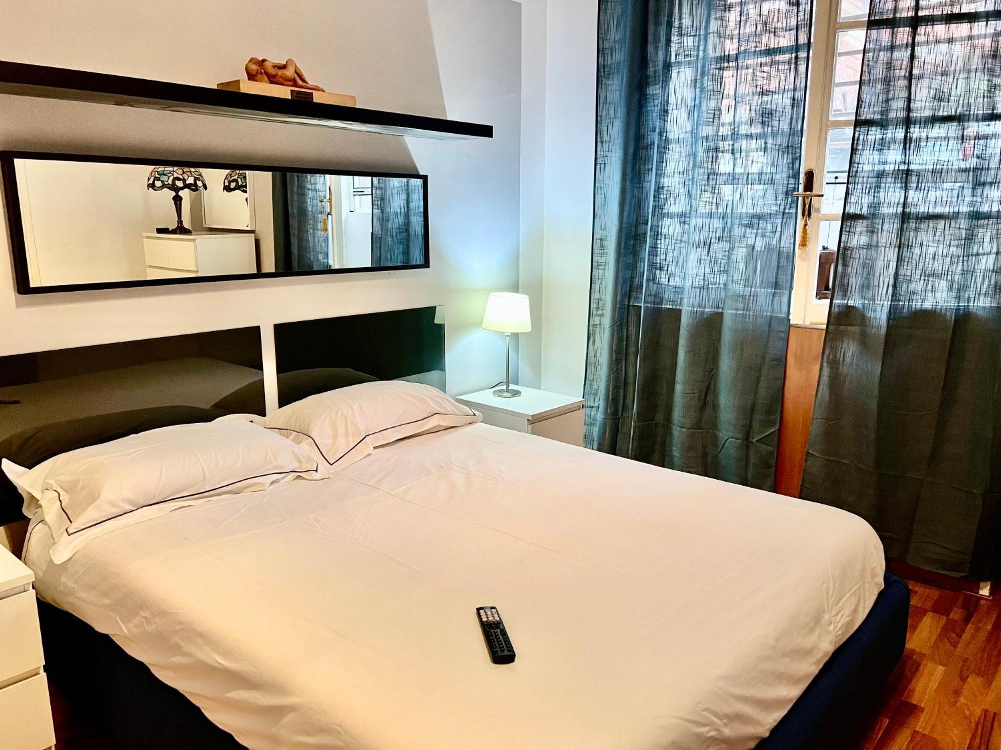 Lejlighed Lovely Art 2 Bedroom Flat Next To Metro Station Lodi Rom
