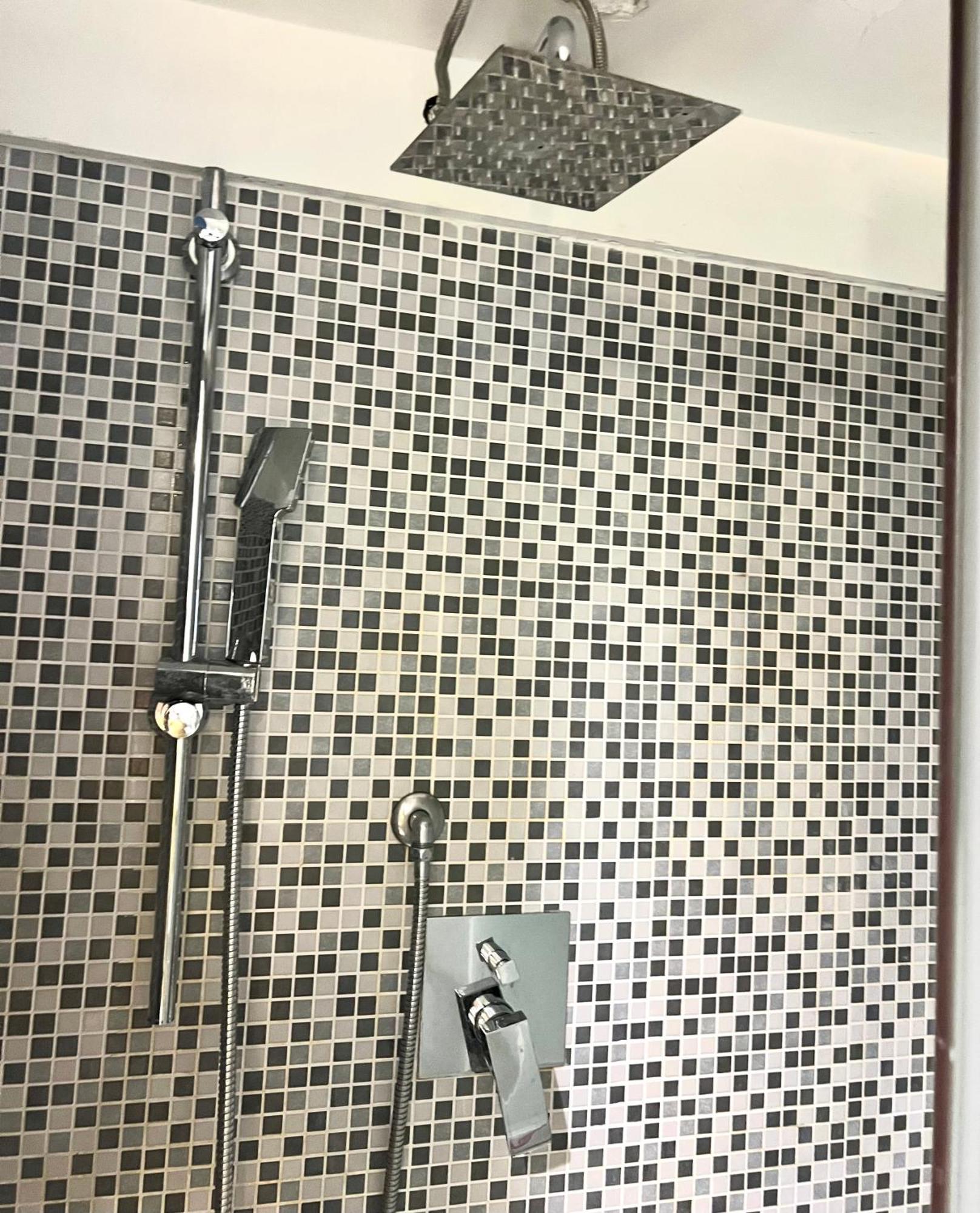 Lovely Art 2 Bedroom Flat Next To Metro Station Lodi Lejlighed